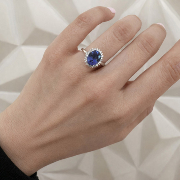 Tanzanite and Diamond Ring in White Gold Dahlia - Rings other precious stones
