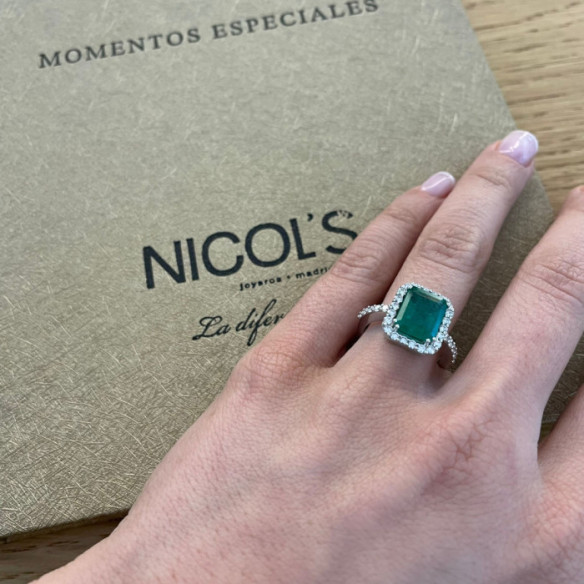 Anillo Esmeralda Sunset Rectangle 3.88Ct Oro Blanco - Anillos Compromiso Aniversario