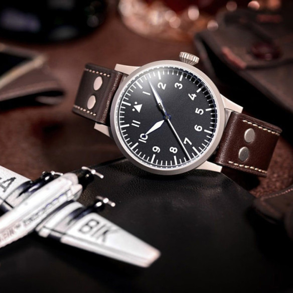 Laco Flieger Original Westerlan Cuerda Manual 45mm - LACO