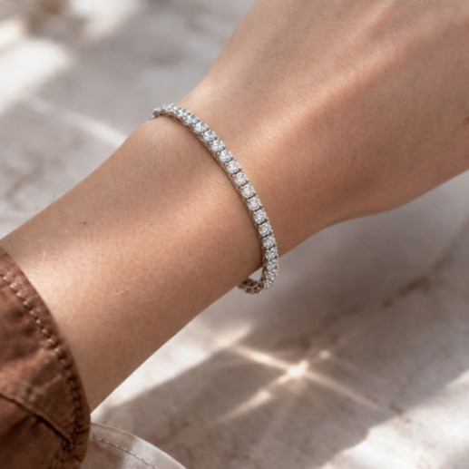 Diamond Bracelet 5.97 ct. White Gold Riviere - Riviere of bright diamonds 2