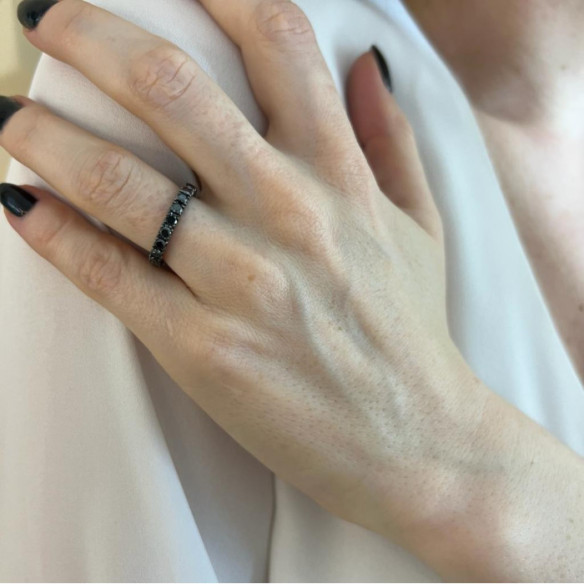 Anillo Diamantes Negros Black Power - Talla Brillante