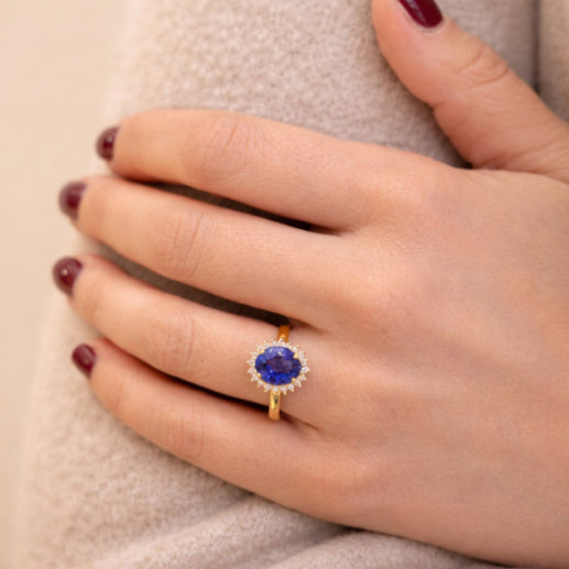 Anillo Tanzanita y Diamantes Oro Amarillo Dalia - Anillos de Compromiso Azul 2