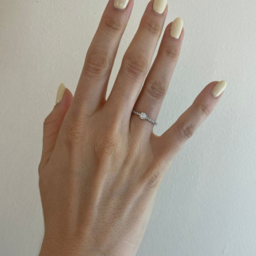 Dafne Petit Engagement Ring 0.20 - Rings 2