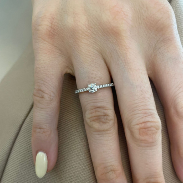 Anillo Dafne Petit Diamante 0.30 - LES ANNEAUX