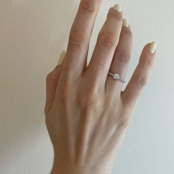 Anillo Solitario Diamante Dafne Petit 0.40 - Anillos de Diamantes