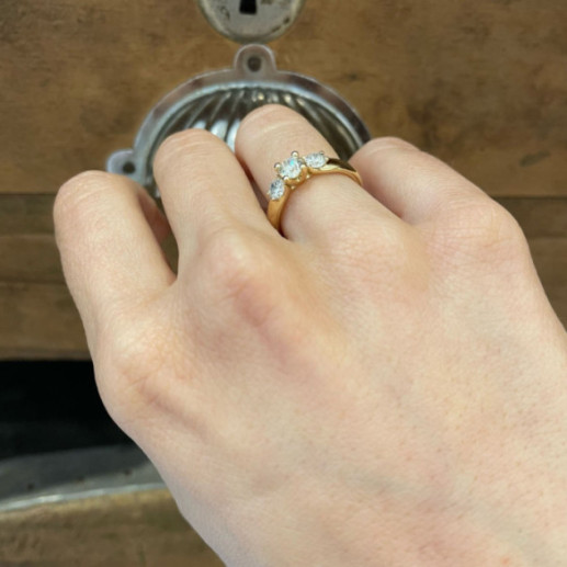 Anillo Megan Trilogy 0.80 Oro Amarillo - Talla Brillante 2