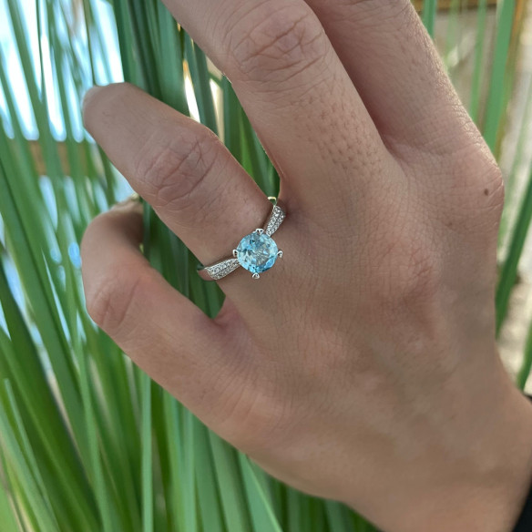 Anillo Oro y Zircon Azul SOLITARIO NICOLE 1.50 99928928118